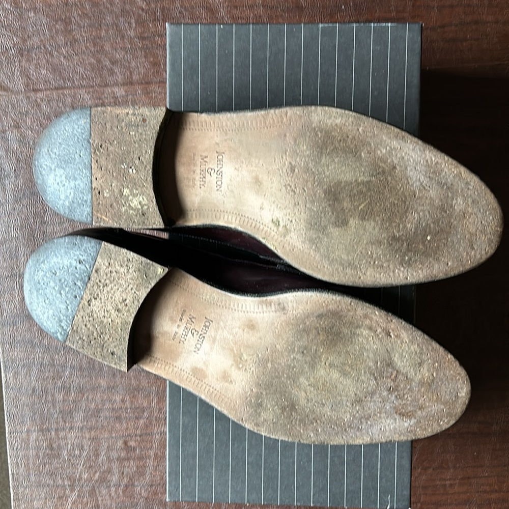 Johnston & Murphy- Coren Burgundy shoes 9 1/2M - Picture 2 of 3